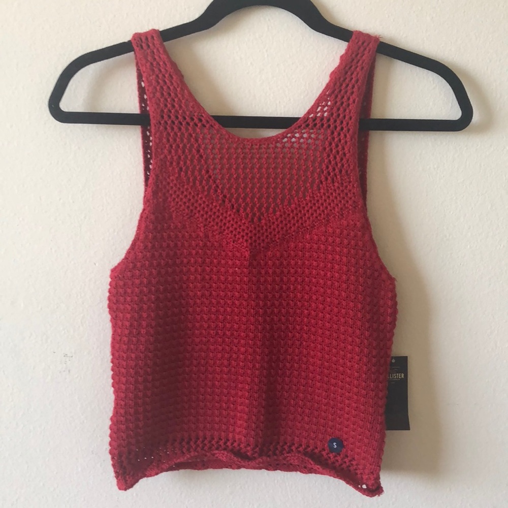 NWOT ✨ crochet crop top
